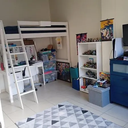 T3 53M² Dans Maison Ville, Terrasse, Jardinet Toulon Extérieur photo