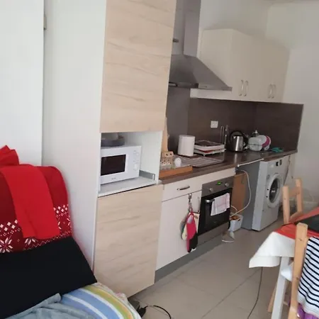 T3 53M² Dans Maison Ville, Terrasse, Jardinet Toulon Extérieur photo