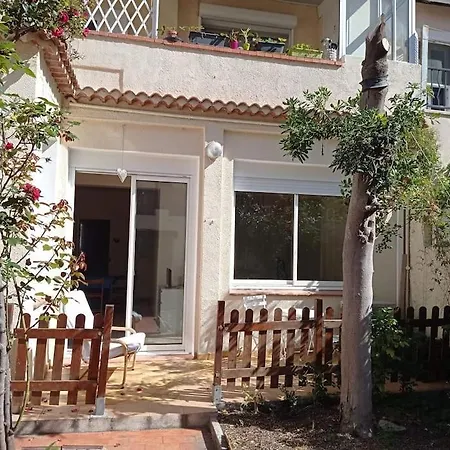 T3 53M² Dans Maison Ville, Terrasse, Jardinet Toulon Extérieur photo