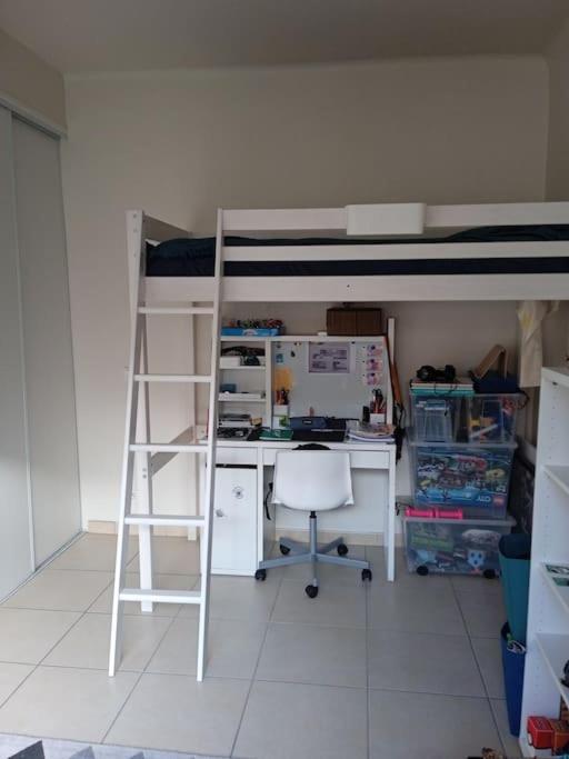 T3 53m² Dans Maison Ville, Terrasse, Jardinet Appartement *