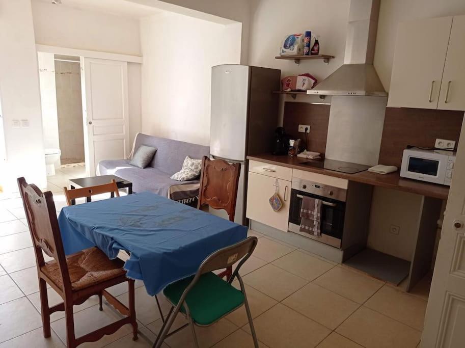 Appartamento T3 53m² Dans Maison Ville, Terrasse, Jardinet Tolone